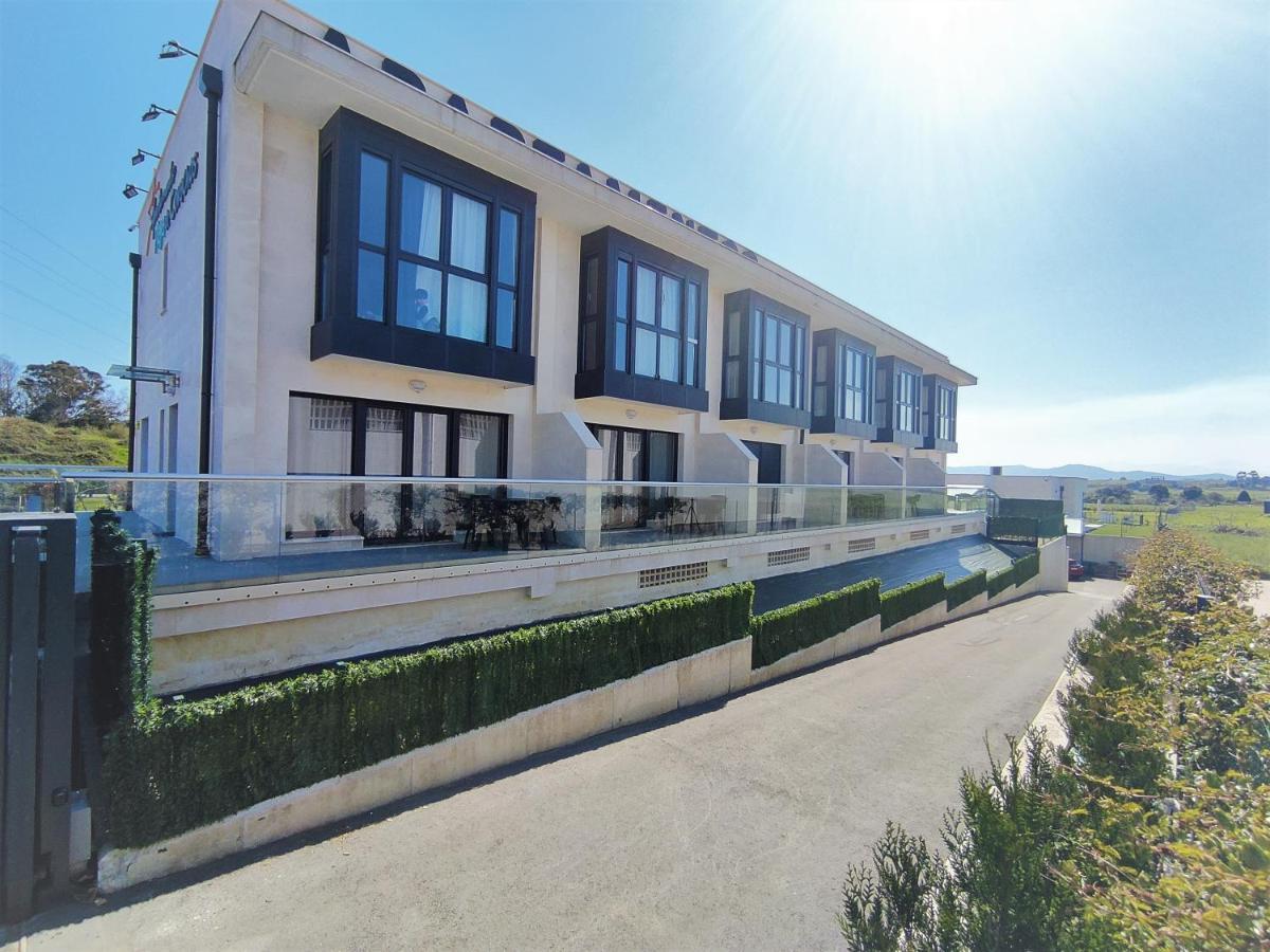 Apartamentos Playa De Covachos Soto de la Marina Bagian luar foto